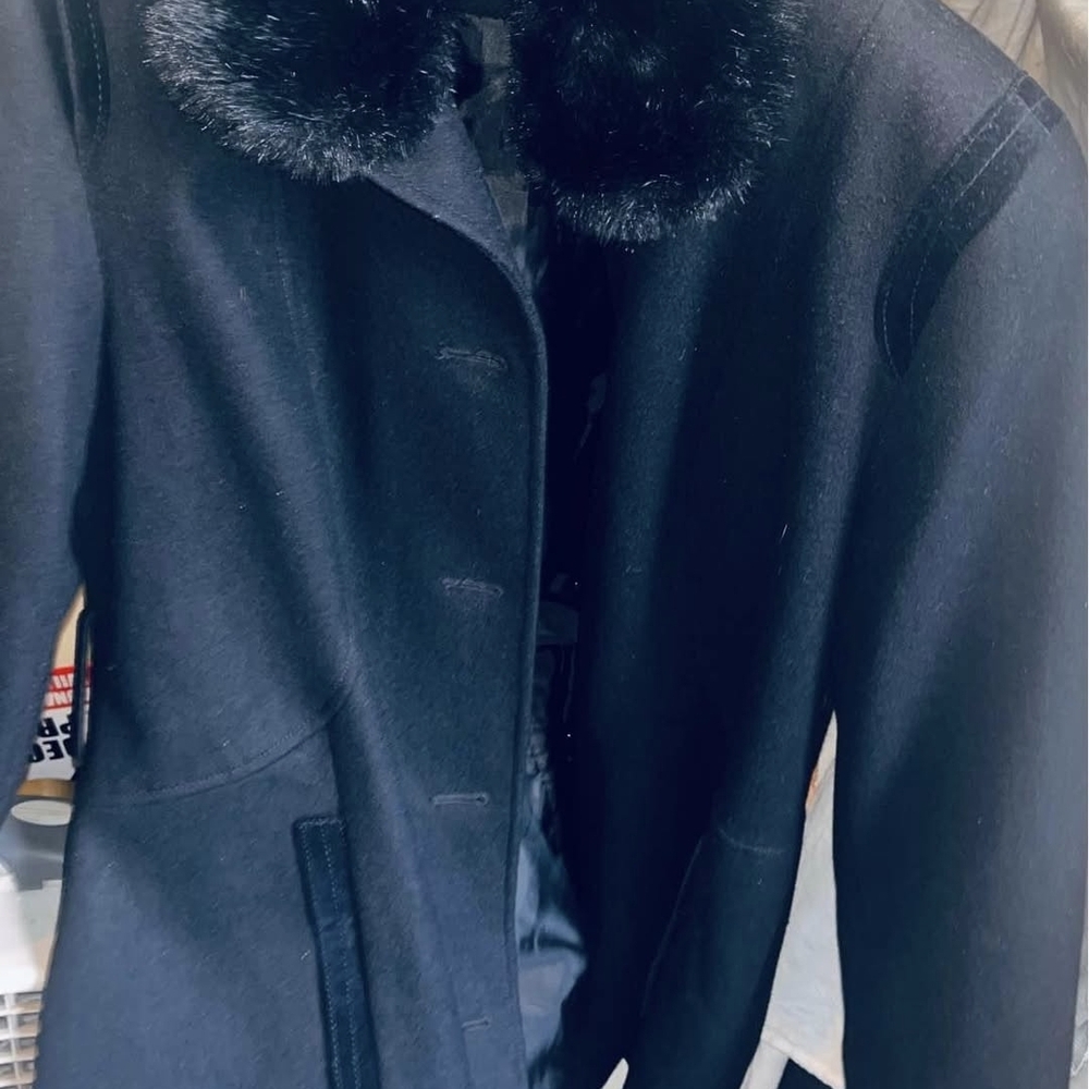 Apt. 9 Black Women's Coat with Faux Fur Collar